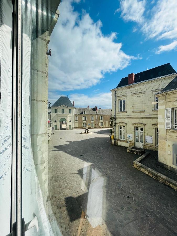 Chez mimie les hôtes Fontevraud L'Abbaye Extérieur photo